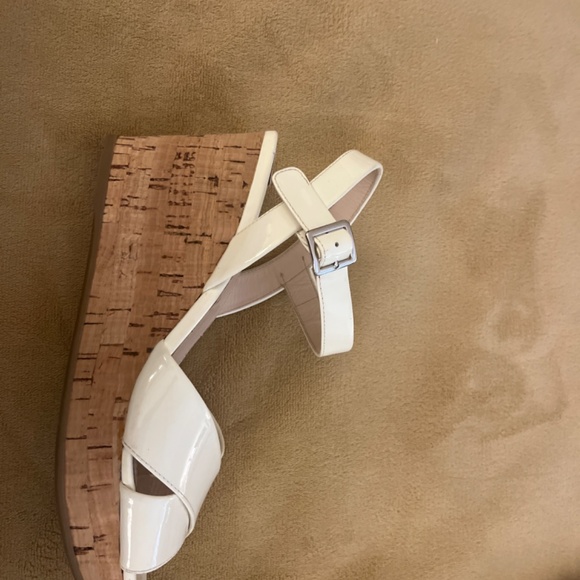 Prada shoes white patent leather wedges - Picture 6 of 8